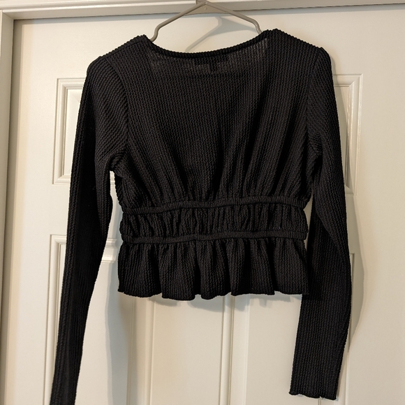 NWT Lulu's crop top size S - Picture 2 of 4